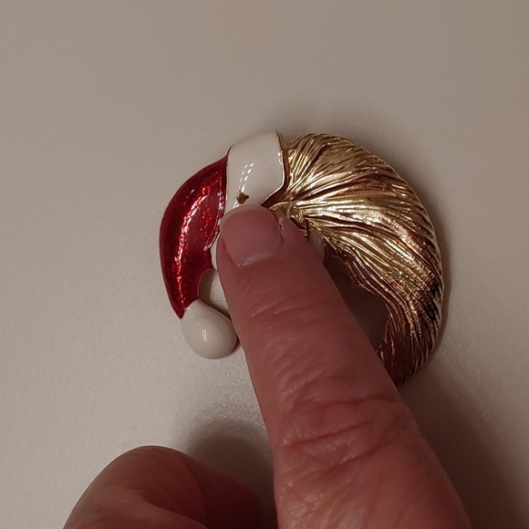 Vintage Santa Claus Brooch - Picture 5 of 5